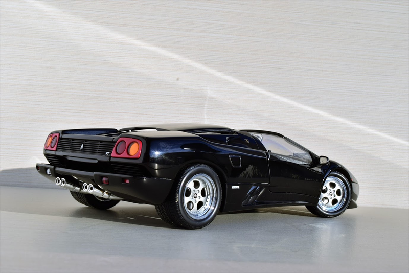 Illustration for article titled Running of the Bulls Week: Lamborghini Diablo (pt.1)